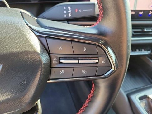 Used 2024 Chevrolet Equinox EV RS image 23
