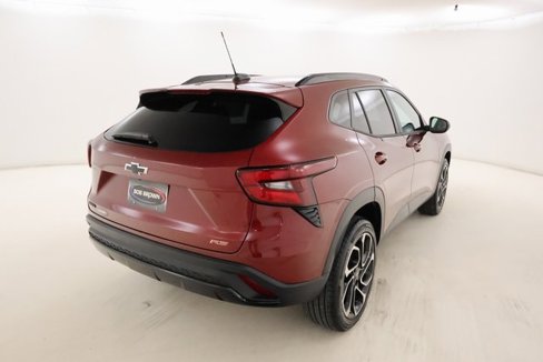 Certified 2024 Chevrolet Trax RS w/ Driver Confidence Package image 3