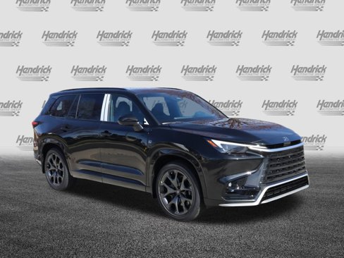 New 2026 Lexus TX 500h AWD image 2