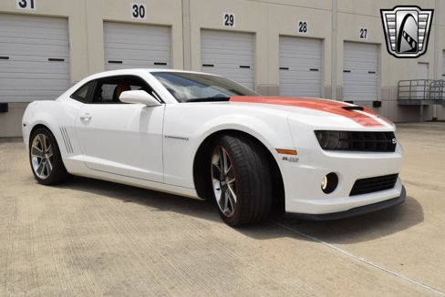 Used 2011 Chevrolet Camaro SS w/ RS Package image 6
