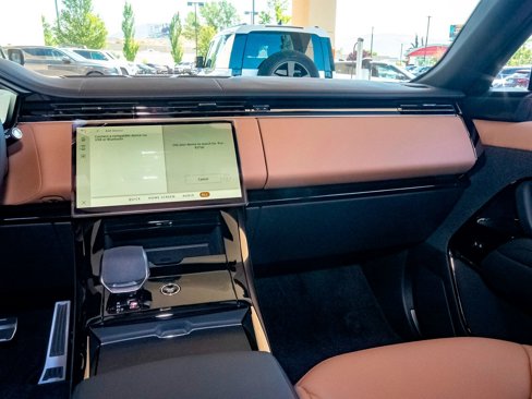 New 2025 Land Rover Range Rover Sport Autobiography image 39