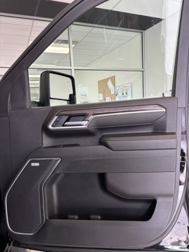 New 2025 Chevrolet Silverado 3500 LTZ w/ LTZ Plus Package image 24