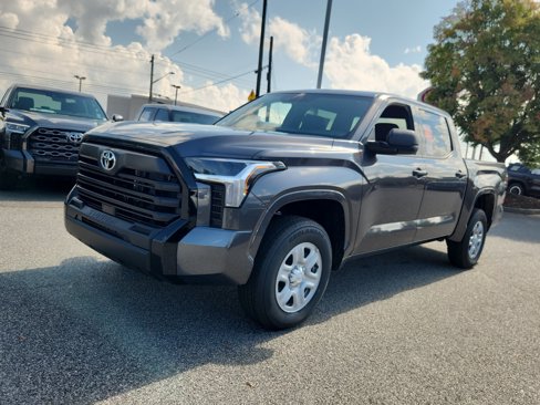 New 2026 Toyota Tundra SR image 3