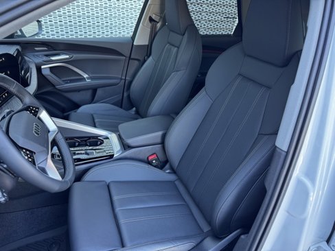 New 2025 Audi Q5 Premium Plus image 9