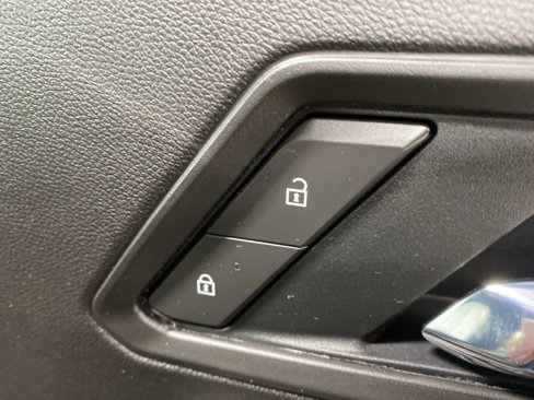 New 2026 Chevrolet Colorado ZR2 w/ Technology Package image 31