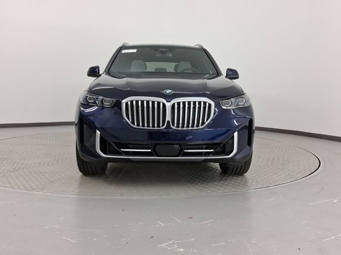 New 2026 BMW X5 sDrive40i w/ Climate Comfort Package image 6