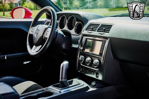 Used 2011 Dodge Challenger SRT8 image 17