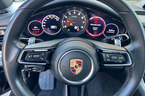 Used 2021 Porsche Panamera 4 image 23