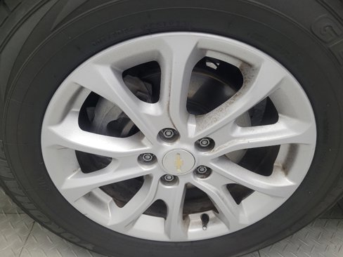 Used 2020 Chevrolet Equinox LS image 31