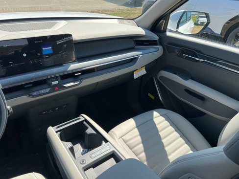New 2026 Kia EV9 Land image 11