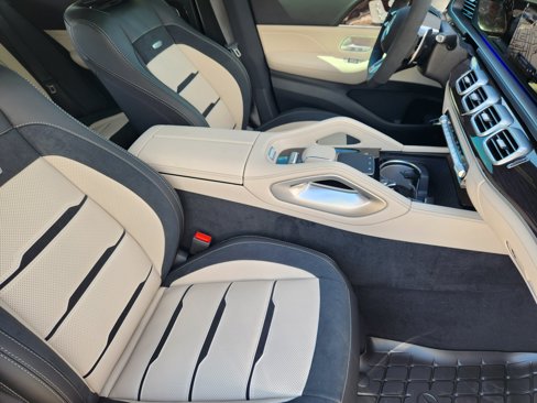 New 2026 Mercedes-Benz GLE 53 AMG 4MATIC Coupe image 14