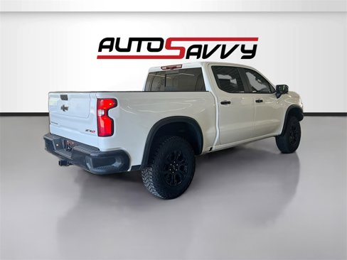 Used 2025 Chevrolet Silverado 1500 ZR2 w/ Technology Package image 7