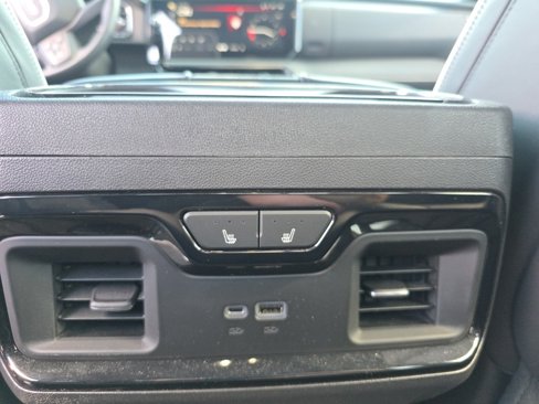 Used 2024 GMC Sierra 1500 AT4X image 17