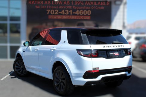 Used 2020 Land Rover Discovery Sport SE R-Dynamic image 3