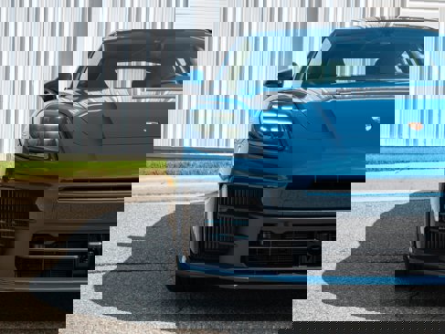 New 2025 Porsche Panamera 4 image 15