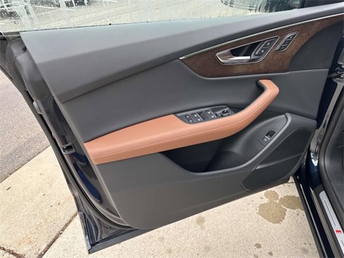 New 2025 Audi Q8 Premium Plus image 8