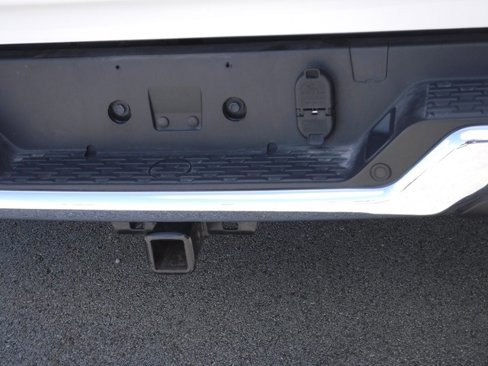 Certified 2025 RAM 1500 Laramie image 8