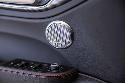 New 2025 Alfa Romeo Giulia AWD image 31