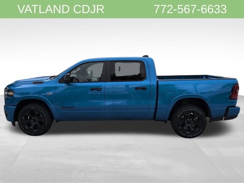 New 2026 RAM 1500 4x4 Crew Cab image 4