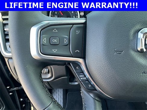 New 2026 RAM 1500 4x4 Crew Cab image 20