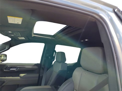 Used 2025 Chevrolet Silverado 1500 ZR2 w/ Technology Package image 22