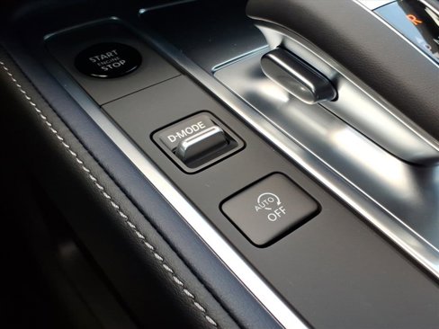 New 2026 INFINITI QX60 Luxe image 16
