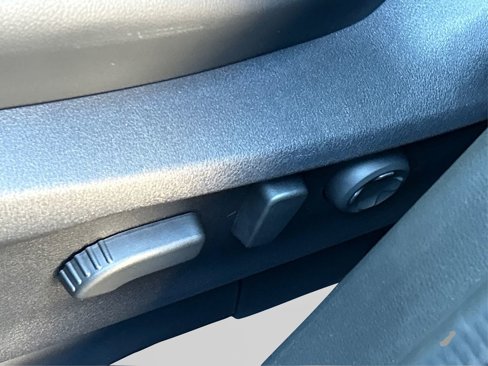 New 2025 Subaru Ascent Limited image 34