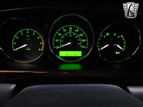 Used 2004 Jaguar XJ8 image 21