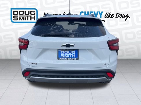 New 2025 Chevrolet Trax LT w/ LPO, Blackout Package image 30