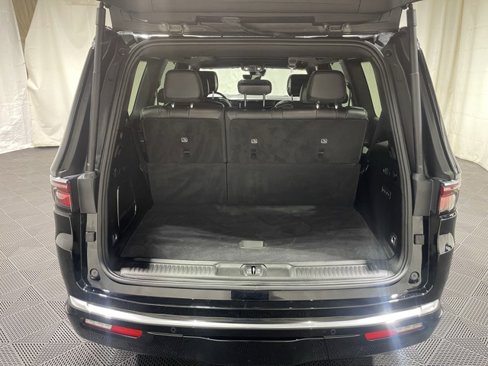 Used 2023 Jeep Wagoneer Series II w/ Convenience Group I image 25
