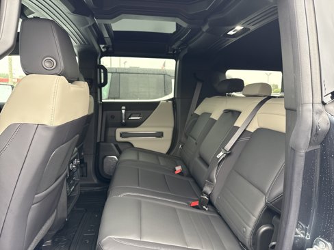 New 2026 GMC Hummer EV SUV image 21