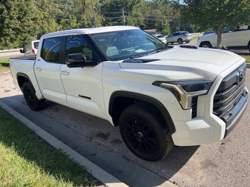 Used 2024 Toyota Tundra Limited image 3