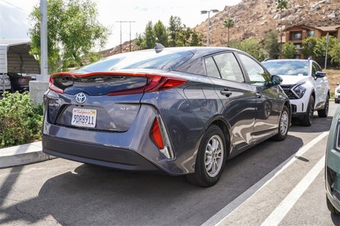 Used 2022 Toyota Prius Prime XLE image 10