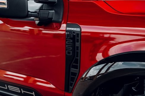 New 2025 Ford F250 Lariat w/ Lariat Ultimate Package image 11