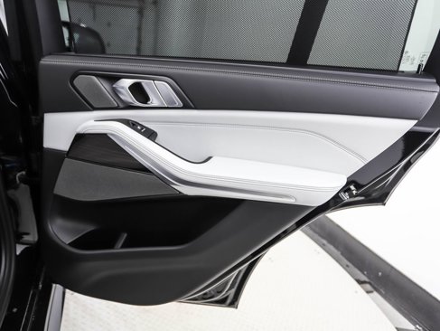 New 2026 BMW X5 M60i image 26