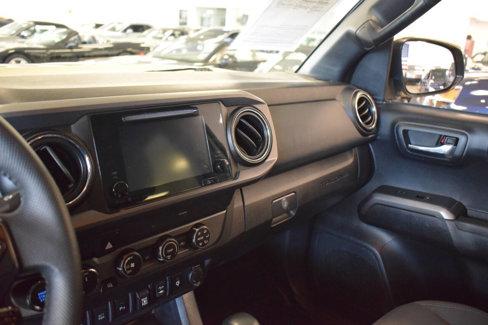 Used 2019 Toyota Tacoma TRD Off-Road w/ Technology Package image 66