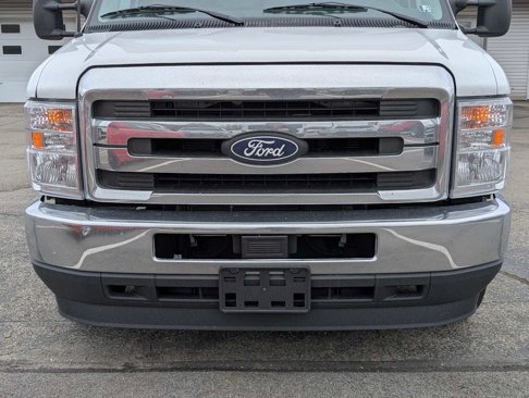 New 2026 Ford E-350 and Econoline 350 Super Duty w/ Power Equipment Group image 2