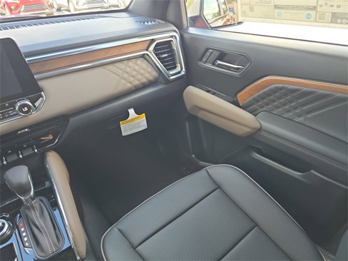 New 2026 GMC Canyon Denali image 15
