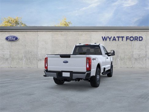 New 2025 Ford F250 XLT image 8