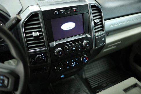 Used 2022 Ford F350 XLT w/ Camper Package image 27