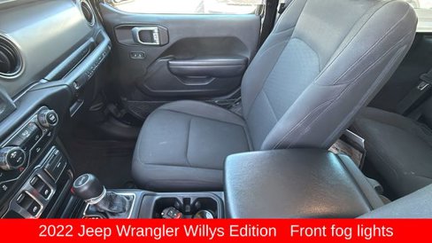 Used 2022 Jeep Wrangler Willys image 12