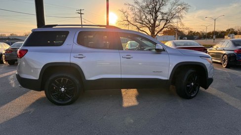 Used 2019 GMC Acadia SLT w/ LPO, Cargo Package image 8