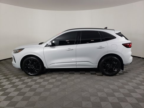 Used 2025 Ford Escape ST-Line Elite w/ Premium Technology Package image 5