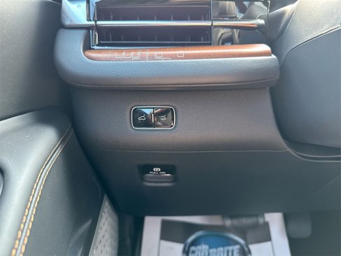 Used 2025 Lincoln Navigator Black Label image 18