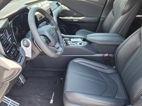 New 2025 Lexus TX 500h AWD image 18