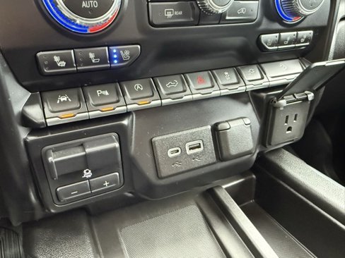 Used 2019 GMC Sierra 1500 Denali w/ Technology Package image 26