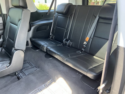 Used 2020 Chevrolet Suburban LT image 26