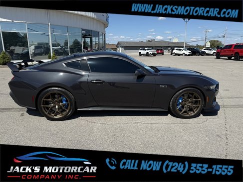 Used 2024 Ford Mustang GT Premium w/ GT Performance Package image 4