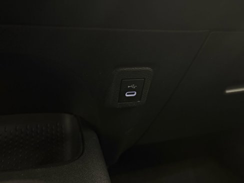 Used 2023 Toyota Corolla LE image 32