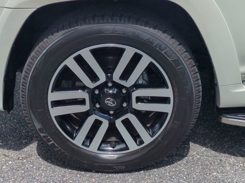 Used 2023 Toyota 4Runner Limited image 11